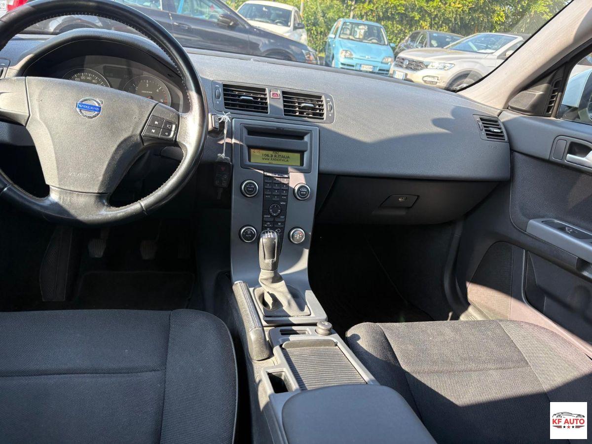 VOLVO - V50 1.6d drive R-design-POCHISSIMI KM