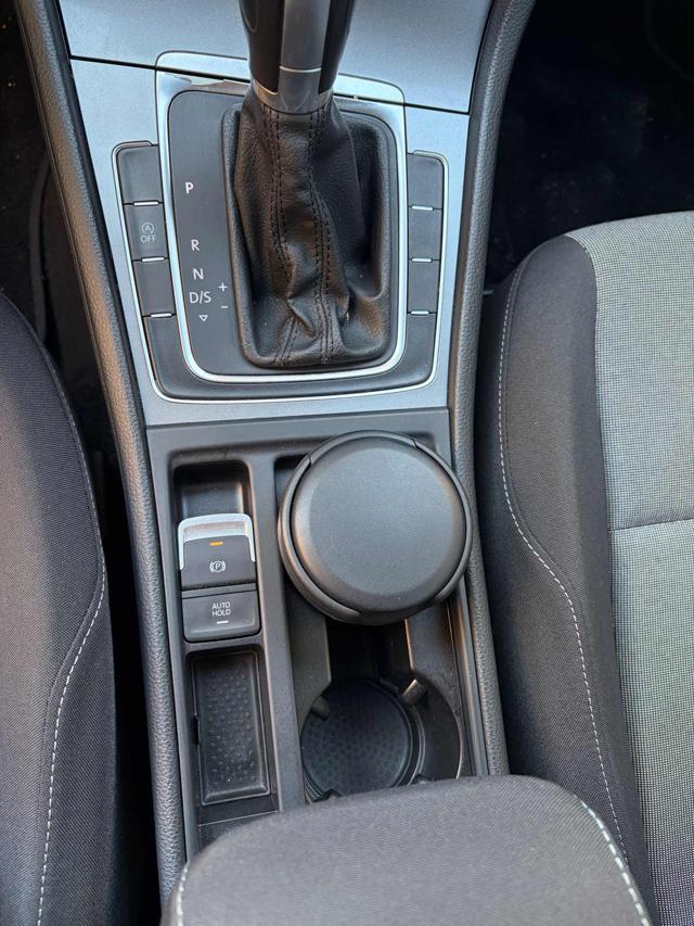VOLKSWAGEN Golf 1.6 TDI 110 CV DSG 5p. Comfortline BlueMotion Tech