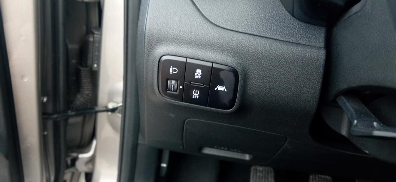 Hyundai i10 2023 SENZA BUSTA PAGA