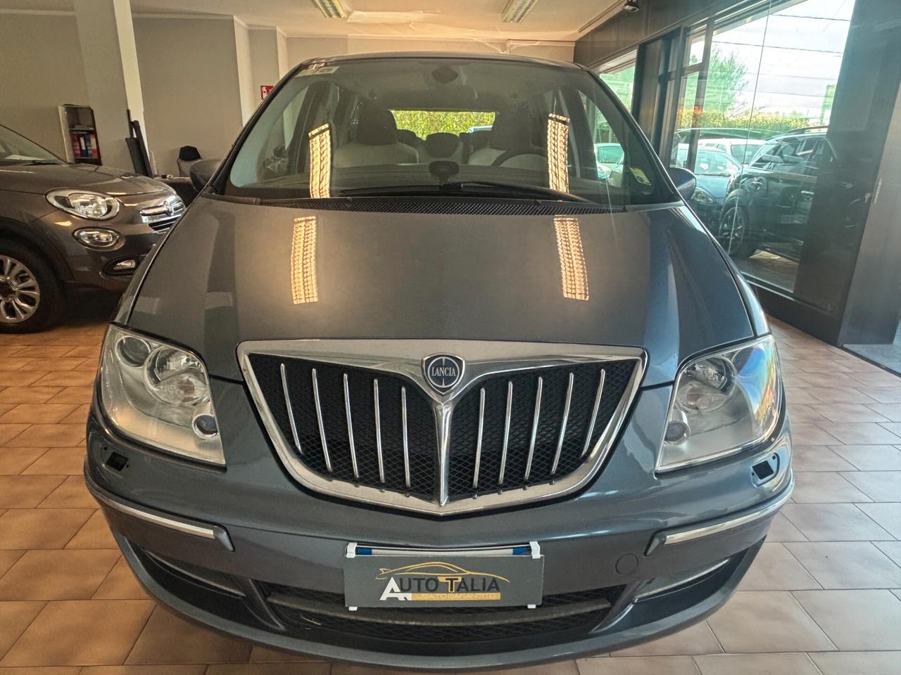 Lancia Phedra 2.0 MJT 136 CV Platino