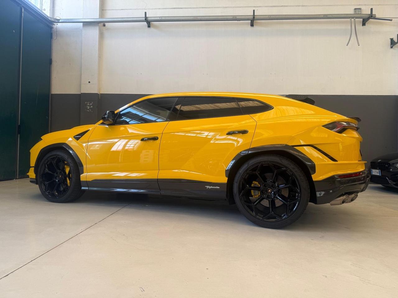 Lamborghini Urus 4.0 Performante