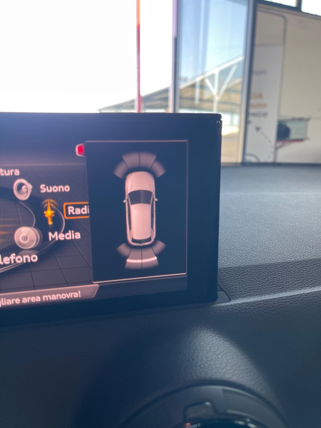 Audi Q2 1.6 TDI Aut. Neopatentati PERMUTE RATE