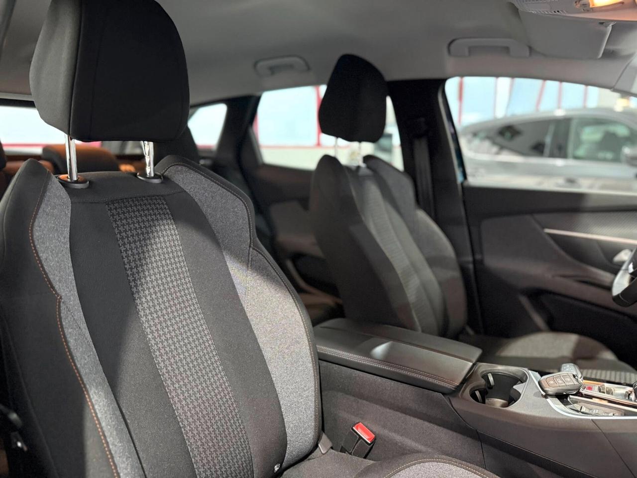 Peugeot 3008 Bluehdi 130cv EAT8 Allure 2022