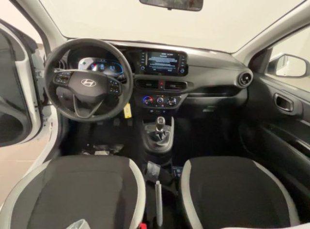 HYUNDAI i10 i10 1.0 MPI Connectline