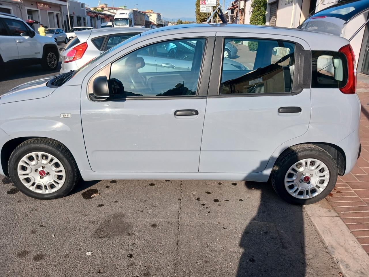 auto pari al nuovo !!
