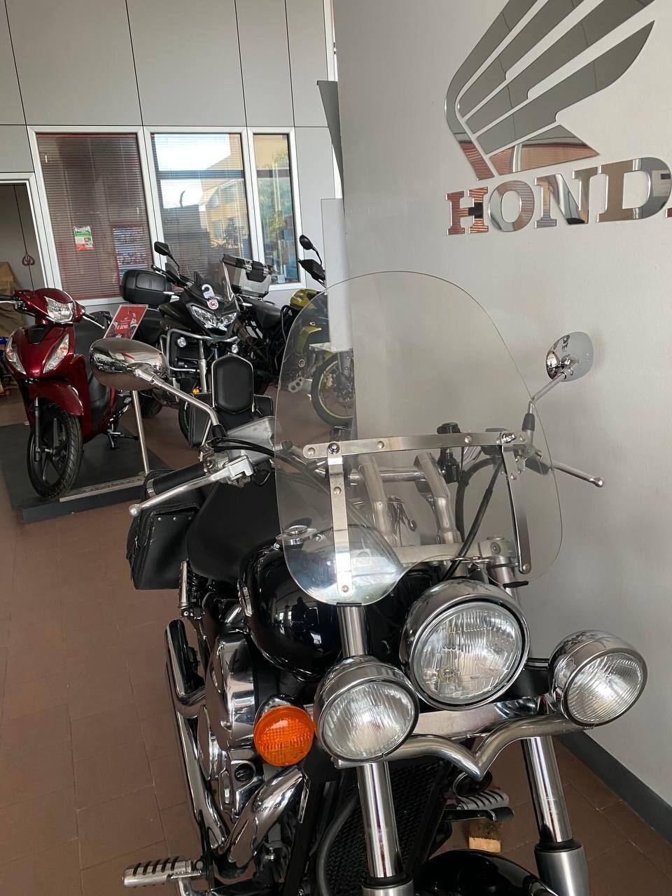 Honda VT 750 Black Spirit