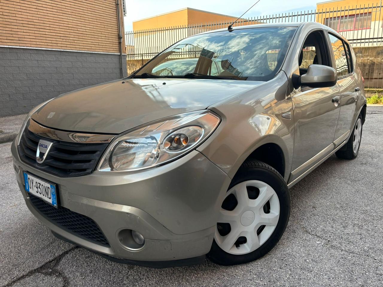 Dacia Sandero 1.4 8V GPL LAURETE (VALIDITA' GPL LUGLIO 2030)