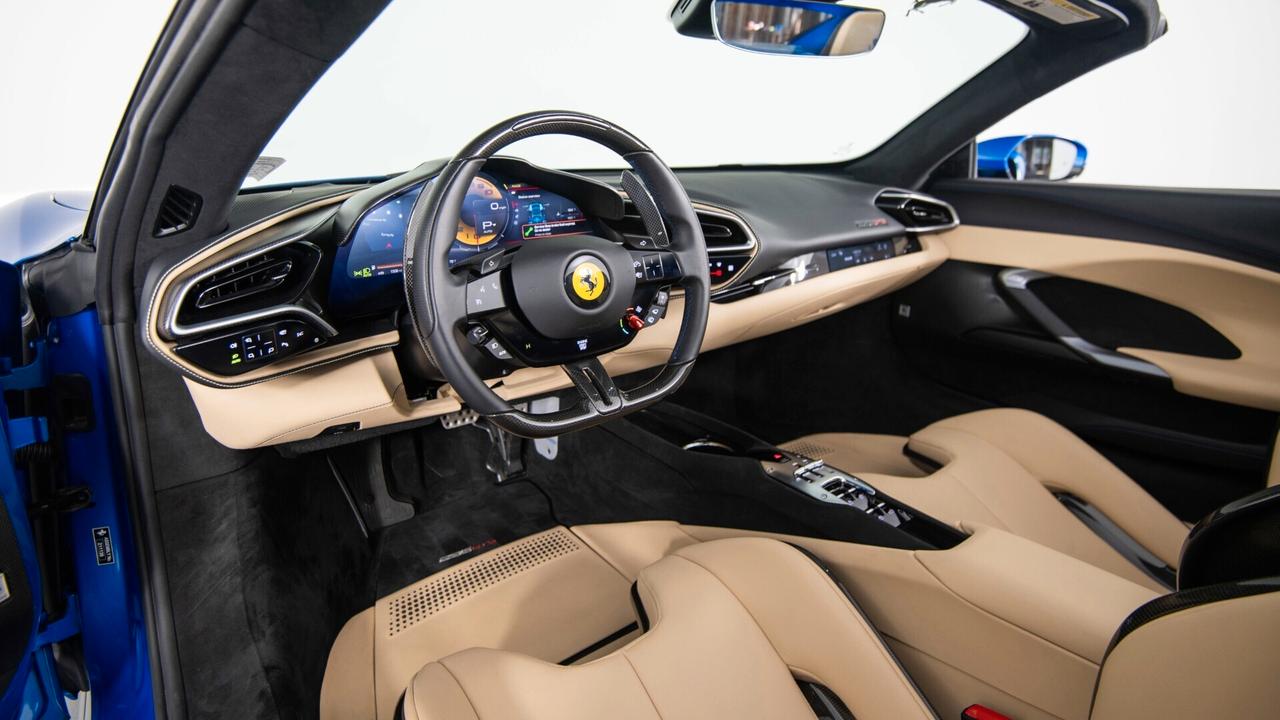 Ferrari 296 GTS NOLEGGIO LUNGO TERMINE - LEASING FULL INCLUSIVE