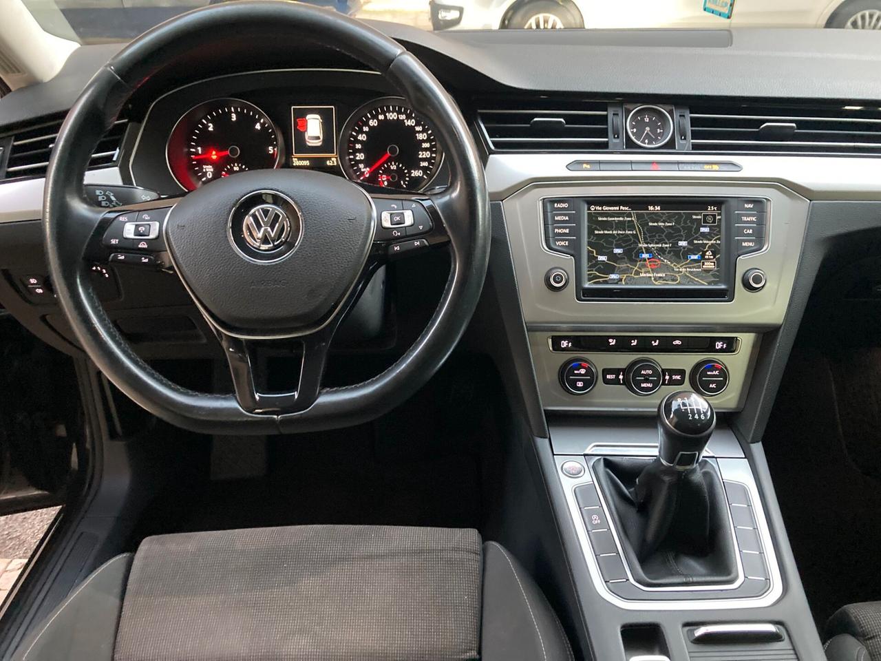 Volkswagen Passat 2.0 TDI - PERFETTA - 2015