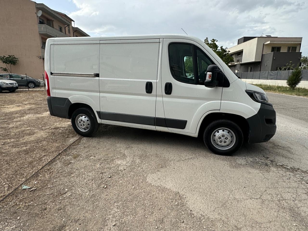 Peugeot Boxer 333 2.0 BlueHDi 130CV PC-TN Furgone