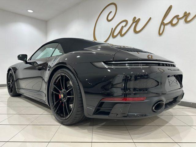 PORSCHE 992 Carrera 911 4 GTS Cabriolet