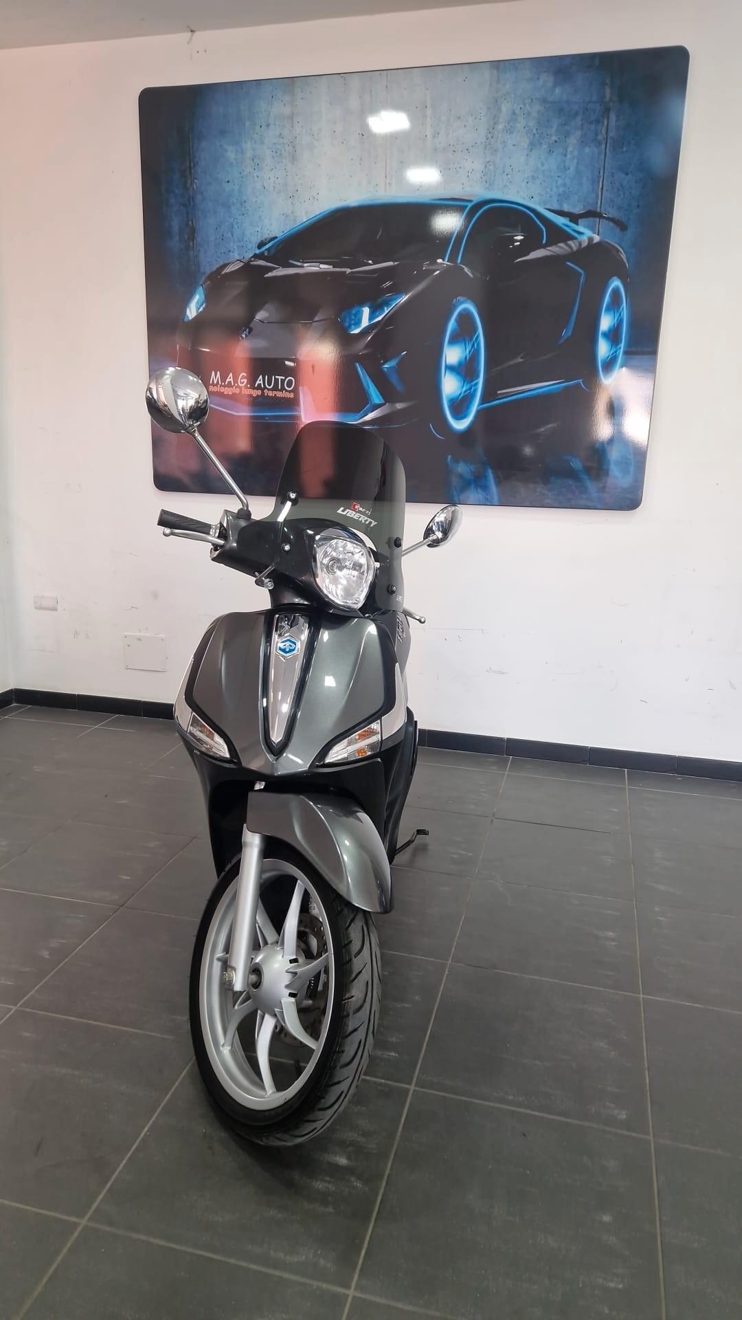 Piaggio Liberty S 125 BASE
