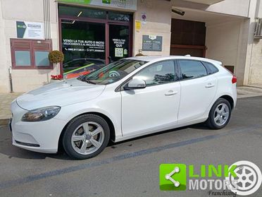 VOLVO V40 D2 1.6 Kinetic NEOPATENTATI