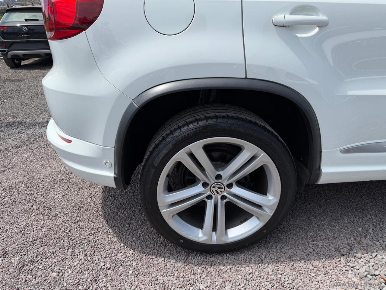 VOLKSWAGEN Tiguan 2.0 TDI 177CV R-LINE NAVI