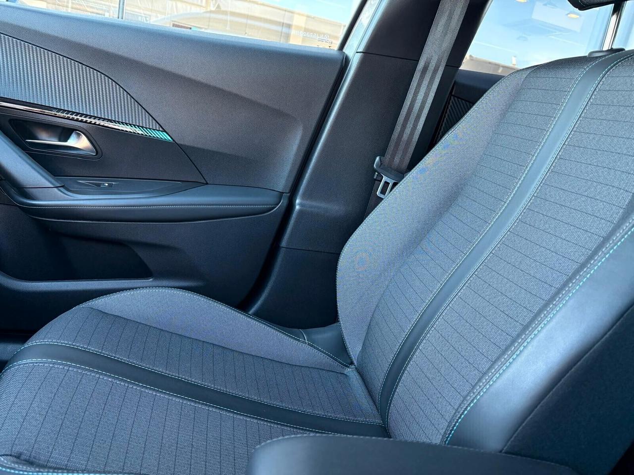 Peugeot 2008 ALLURE PACK BlueHDi 110 6mt SPOTICAR