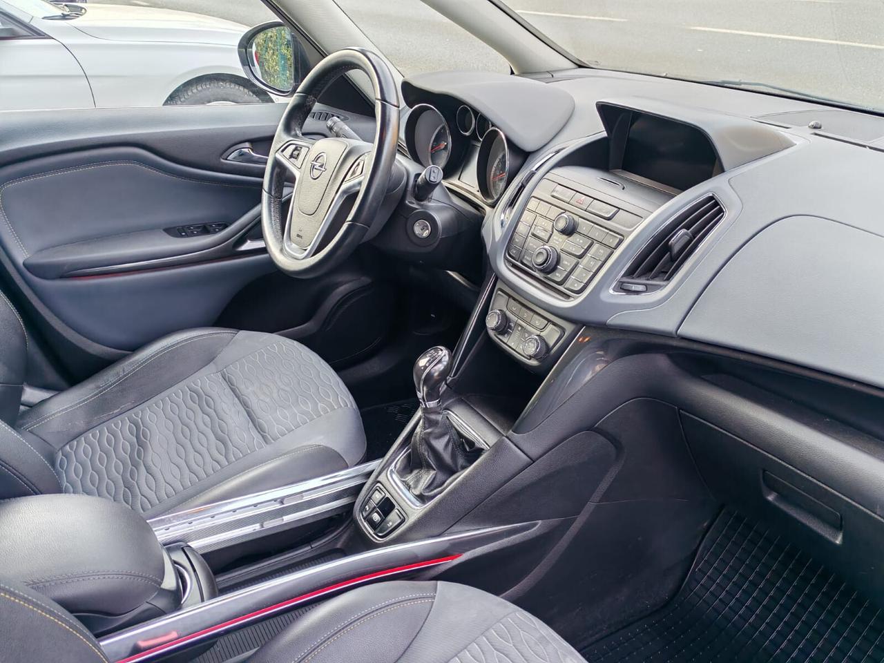 Opel Zafira Tourer 2.0 CDTi 130CV aut. Cosmo