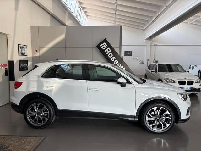 AUDI Q3 35 TDI S tronic Business Advanced
