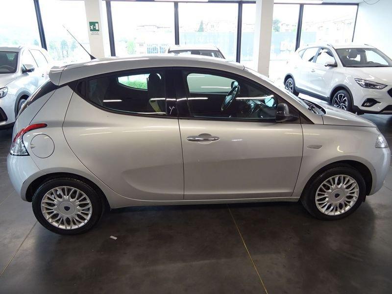 Lancia Ypsilon 1.2 69 CV 5 porte GPL Ecochic Gold