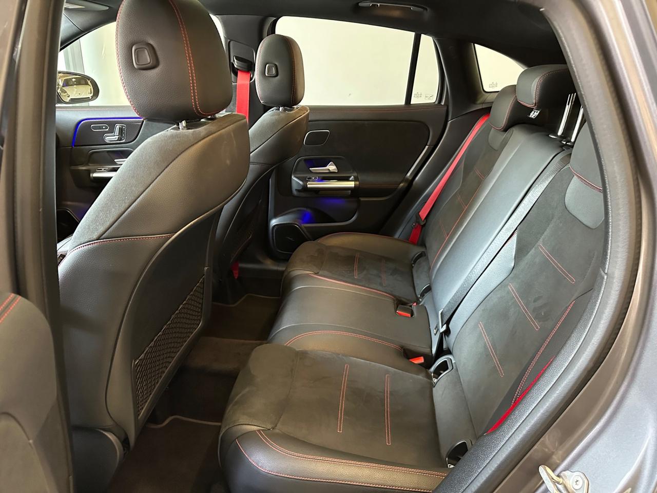 Mercedes-benz GLA 45 AMG GLA 45 S 4Matic AMG