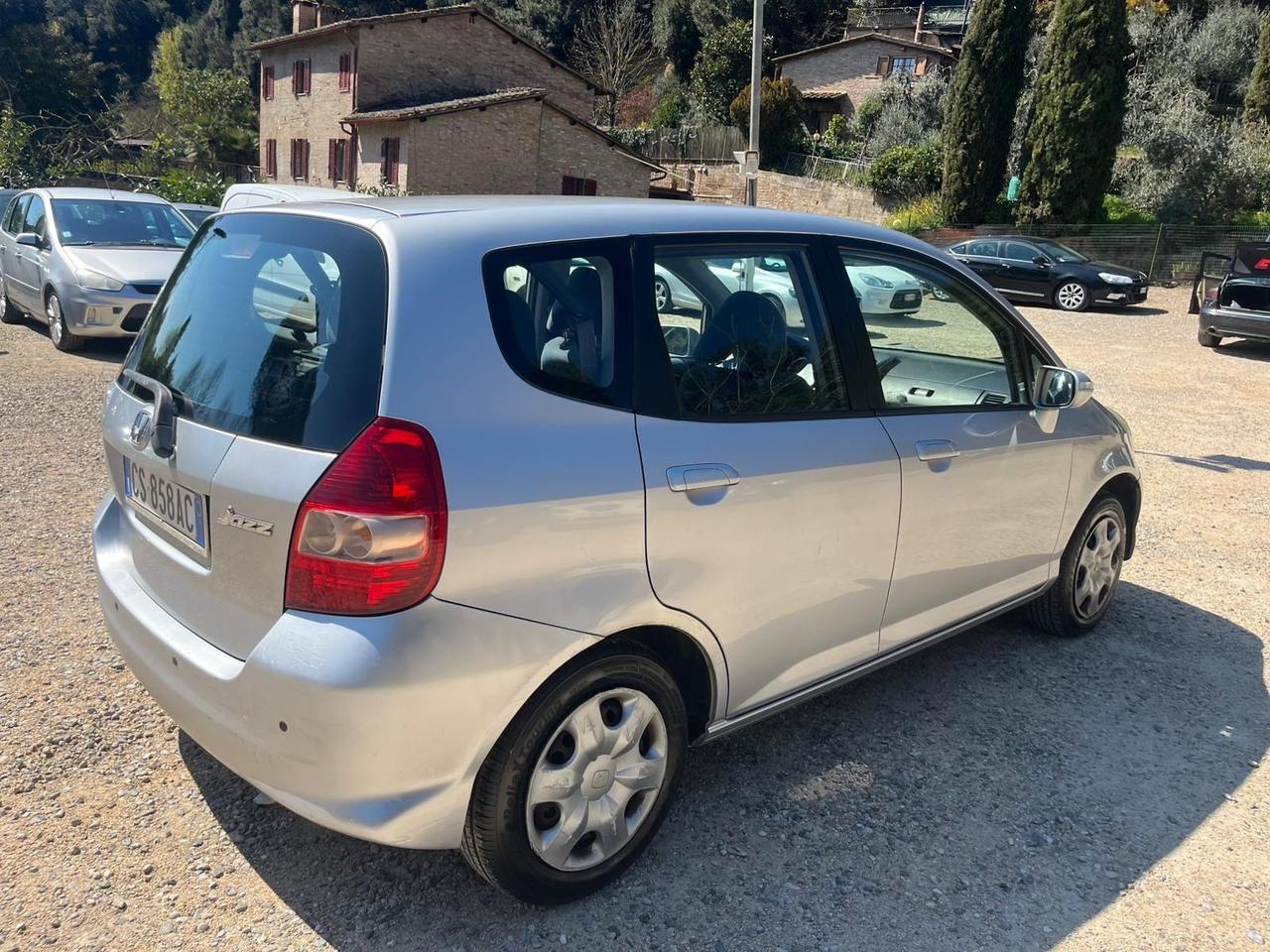 Honda Jazz 1.4 Benzina - Automatico - Neopatentati
