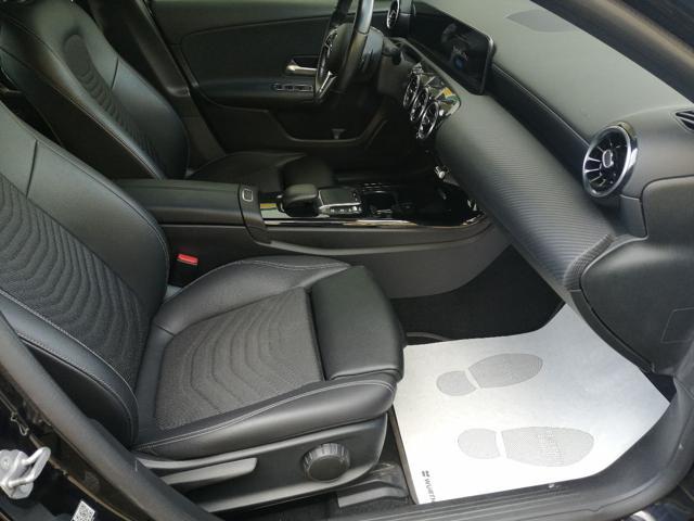 MERCEDES-BENZ A 200 d Automatic Business