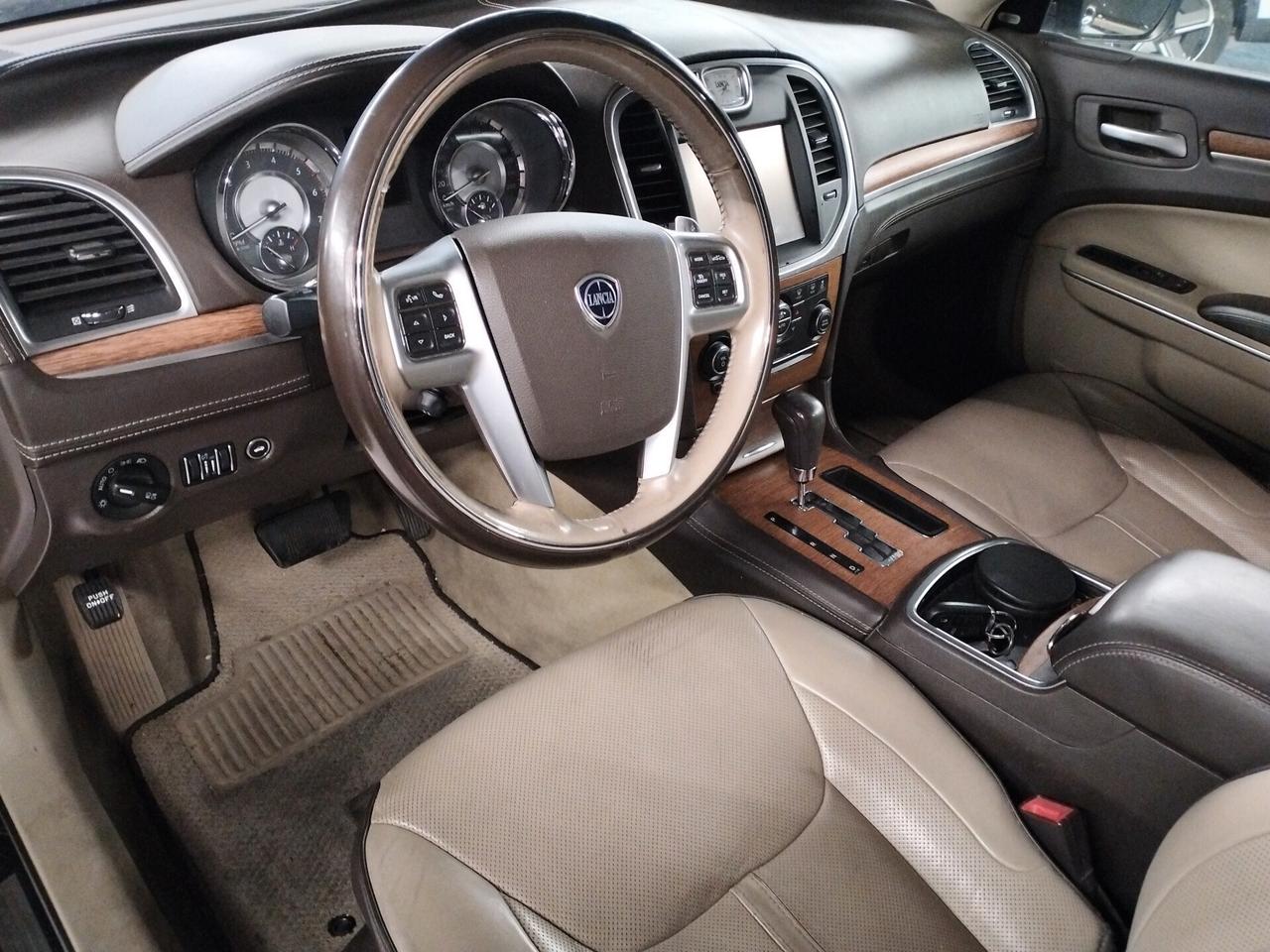 Lancia Thema 3.0 V6 mjt II Executive 239cv auto