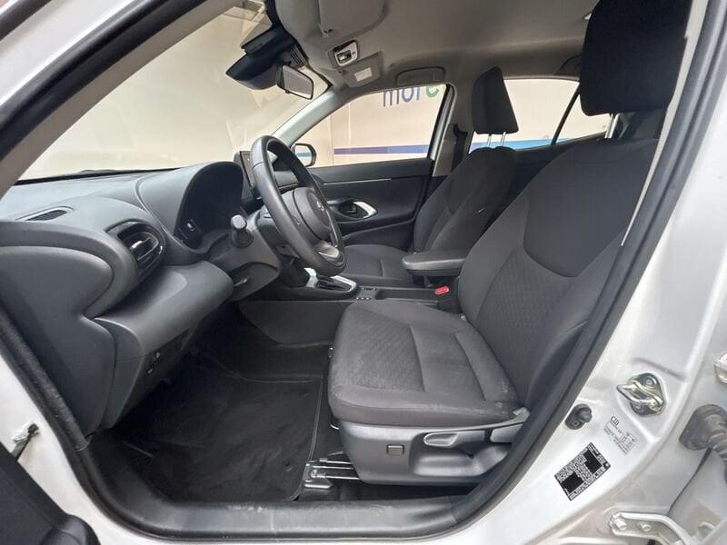 Toyota Yaris Cross 1.5h Active fwd 115 CV e-cvt