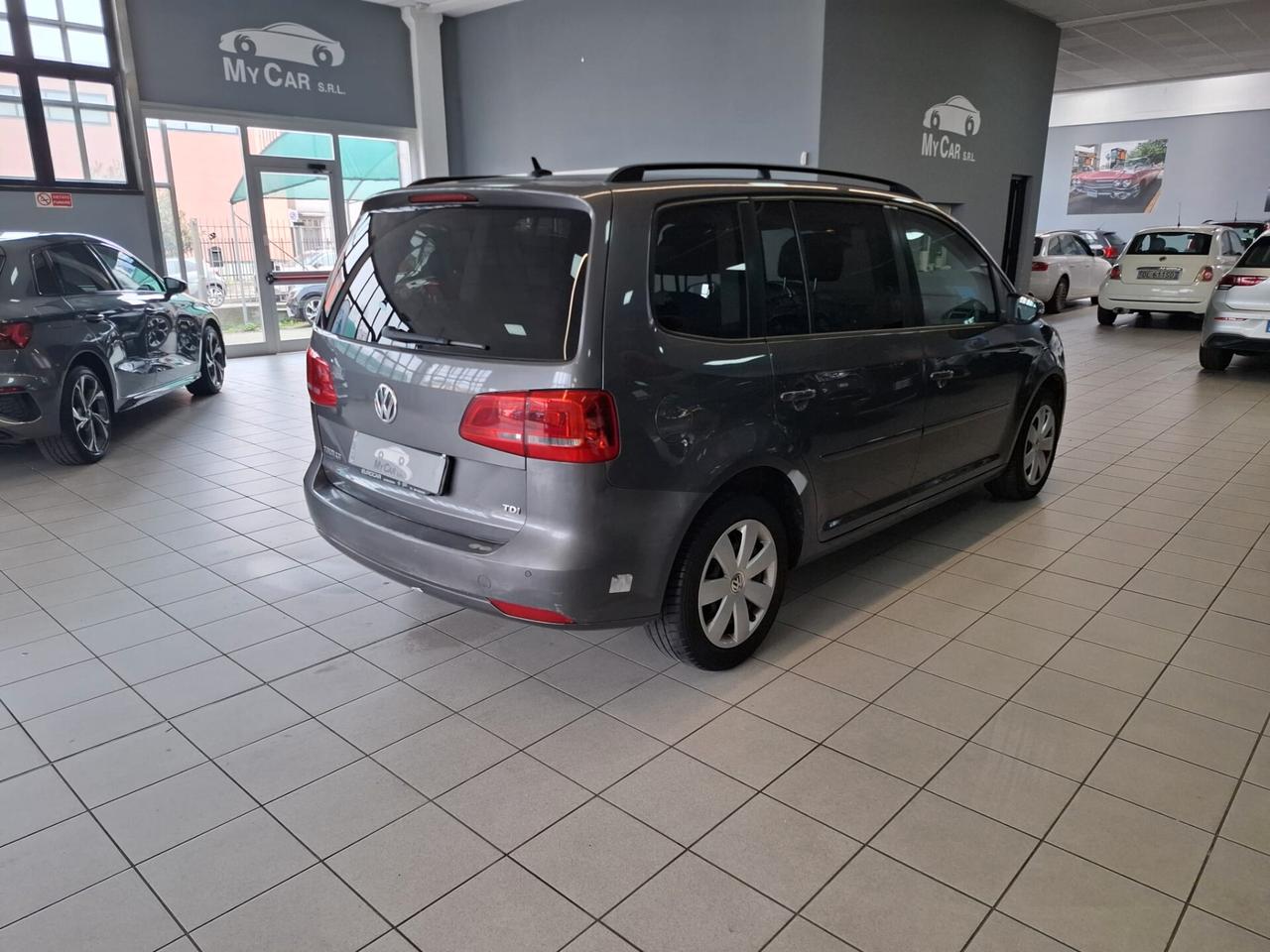 Volkswagen Touran 1.6 7 posti Diesel Automatica