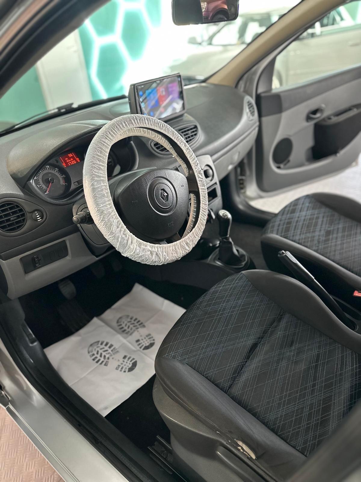 Renault Clio Storia 1.2 5 porte Confort