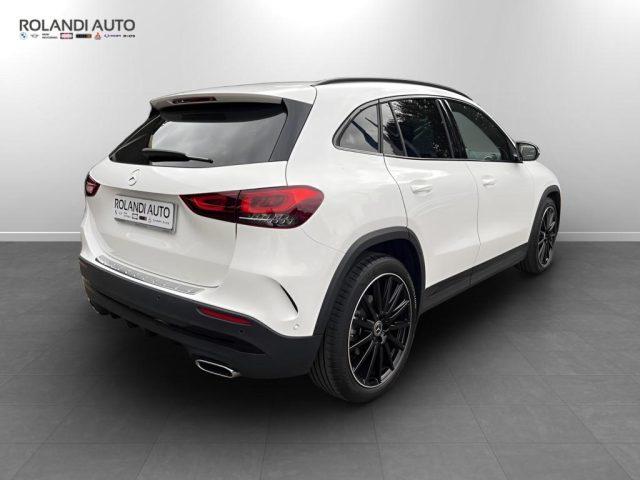 MERCEDES-BENZ GLA 180 d Premium auto