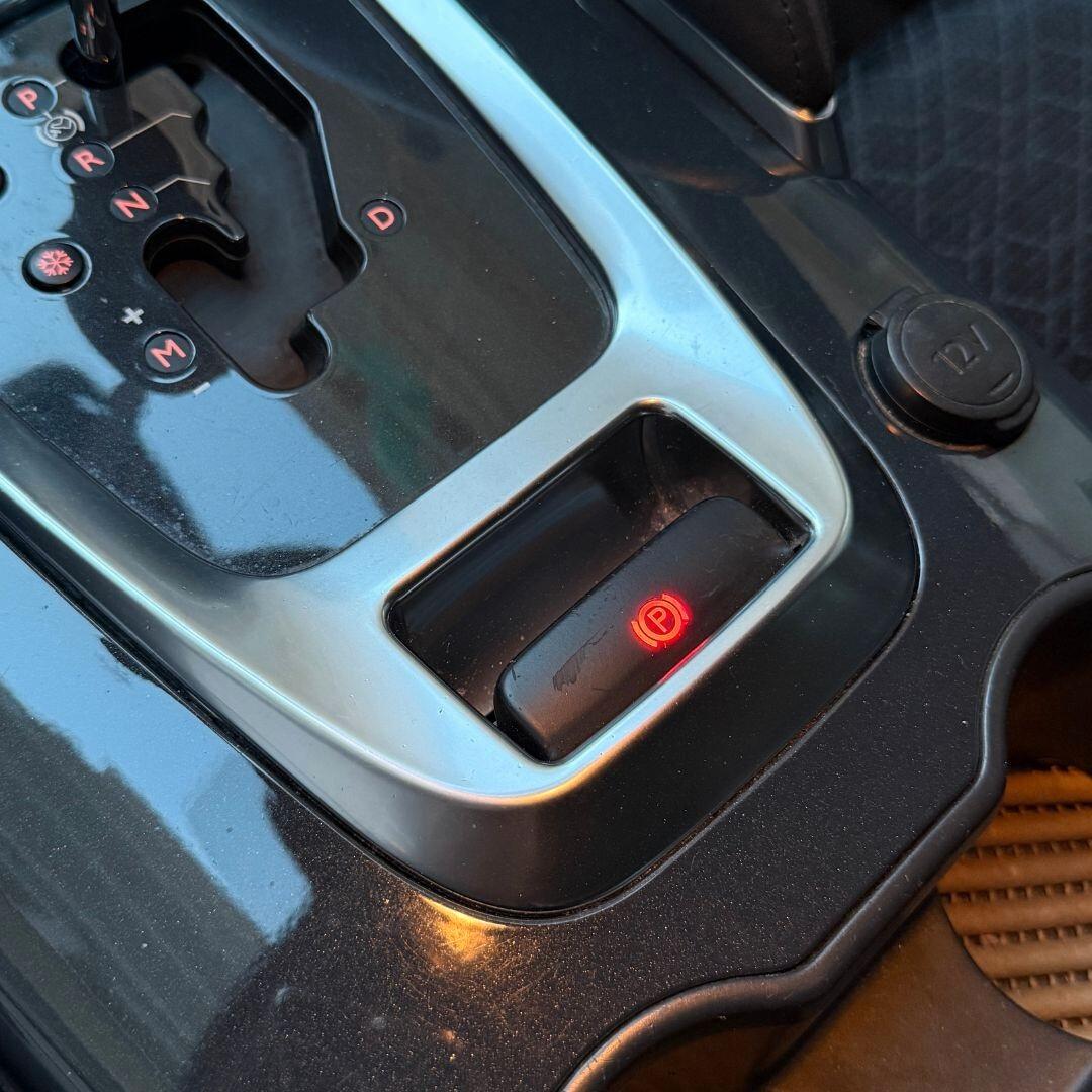 Peugeot 3008 2016 **CAMBIO AUTOMATICO**