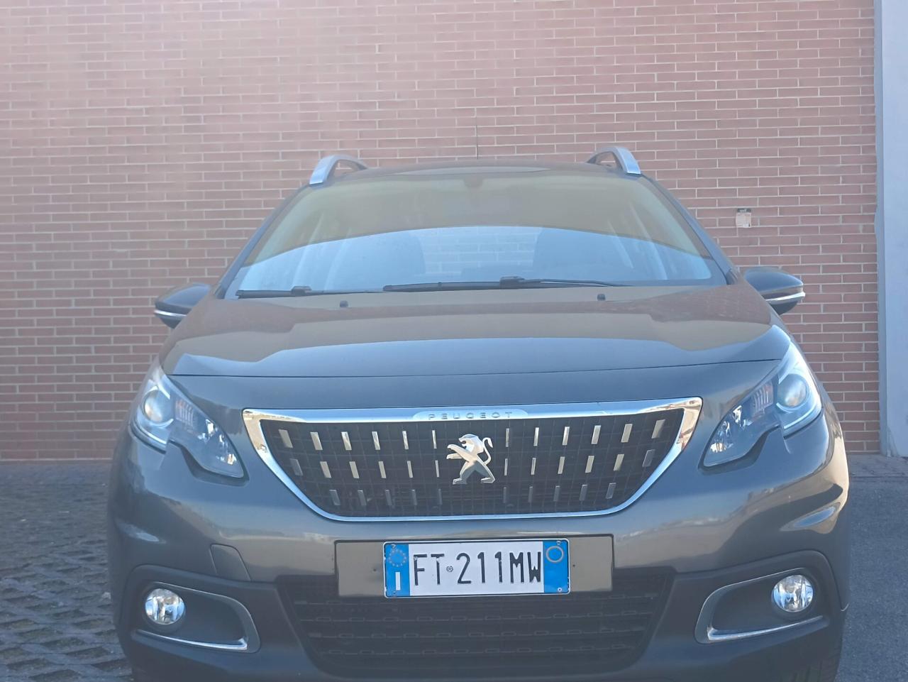 PEUGEOT 2008 1.5 DIESEL 102 cv 11/2018 1 PROP. KM 83.000