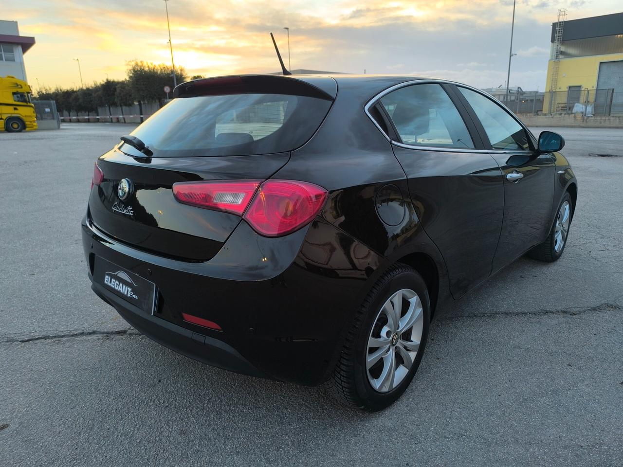 Alfa Romeo Giulietta 1.6 JTDm-2 105 CV Progression