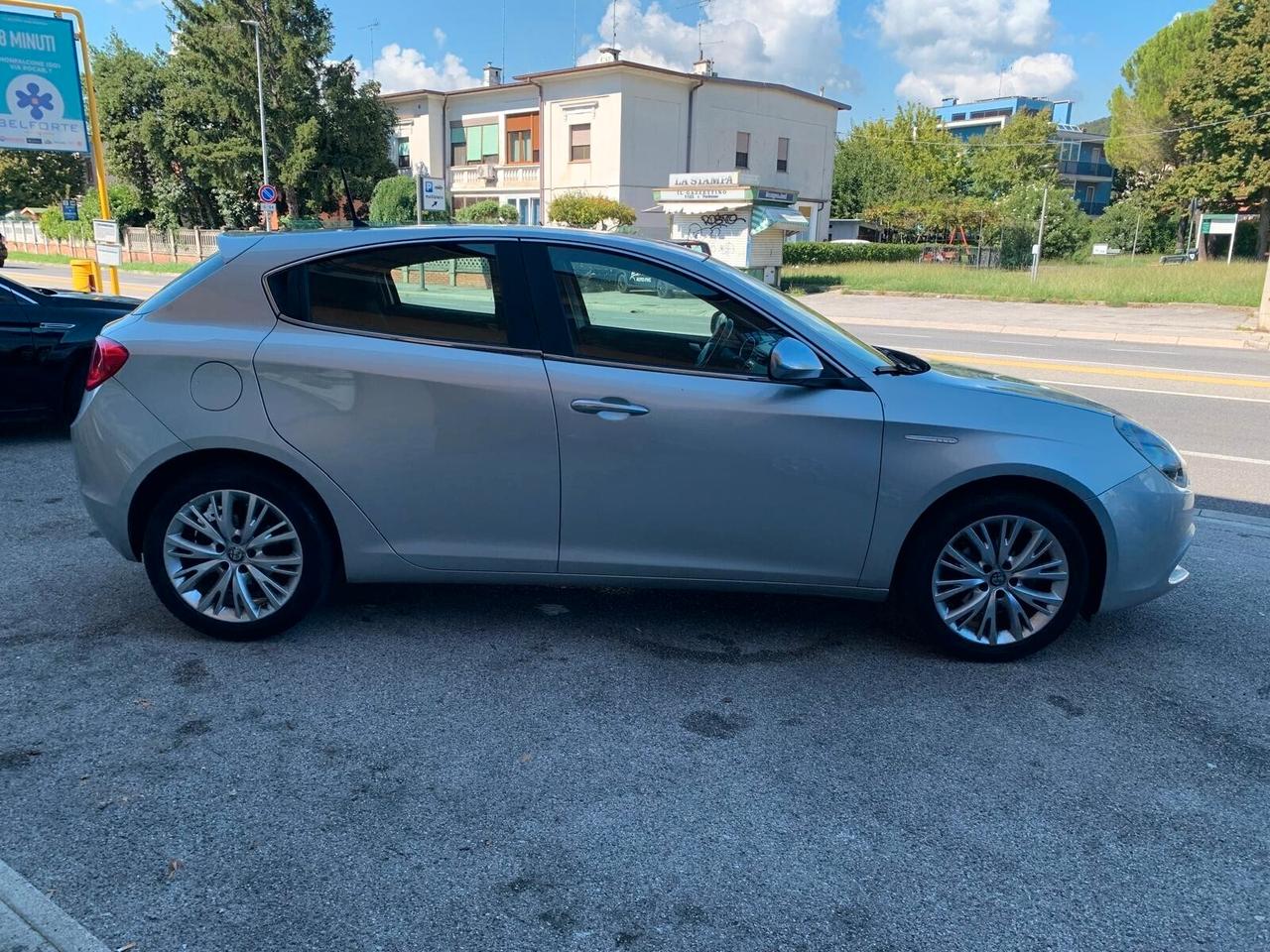 Alfa Romeo Giulietta 1.6 JTDm-2 120 CV Neopat.