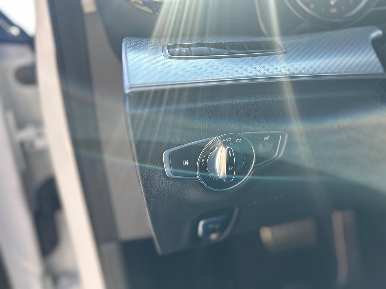 Mercedes-Benz E 220 Premium Plus E 220 D #10317