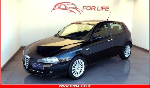 ALFA ROMEO 147 1.9 JTD Distinctive 5p