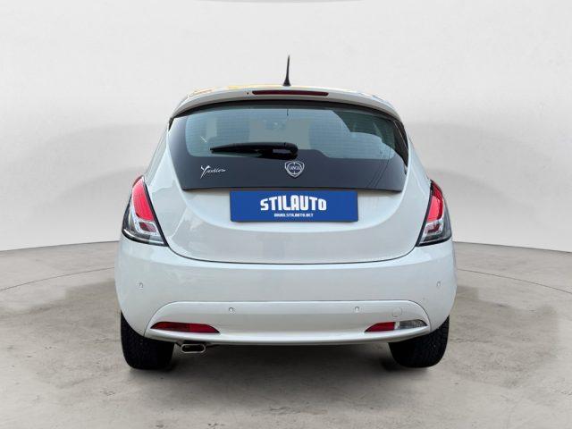 LANCIA Ypsilon 1.2 69 CV 5 porte S&S Gold