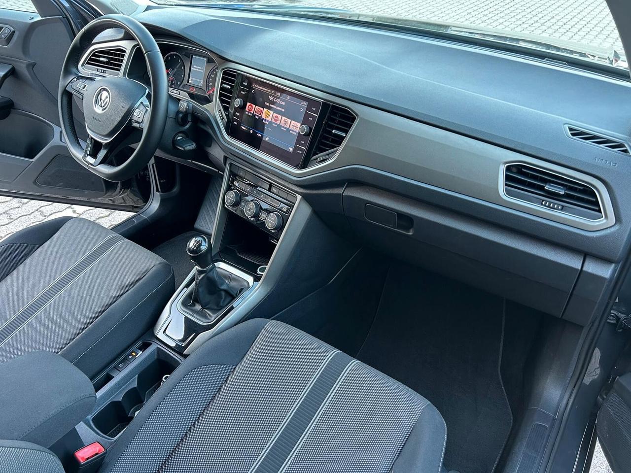 Volkswagen T-Roc 1.0 tsi 110cv NEOPATENTATI OK!!!