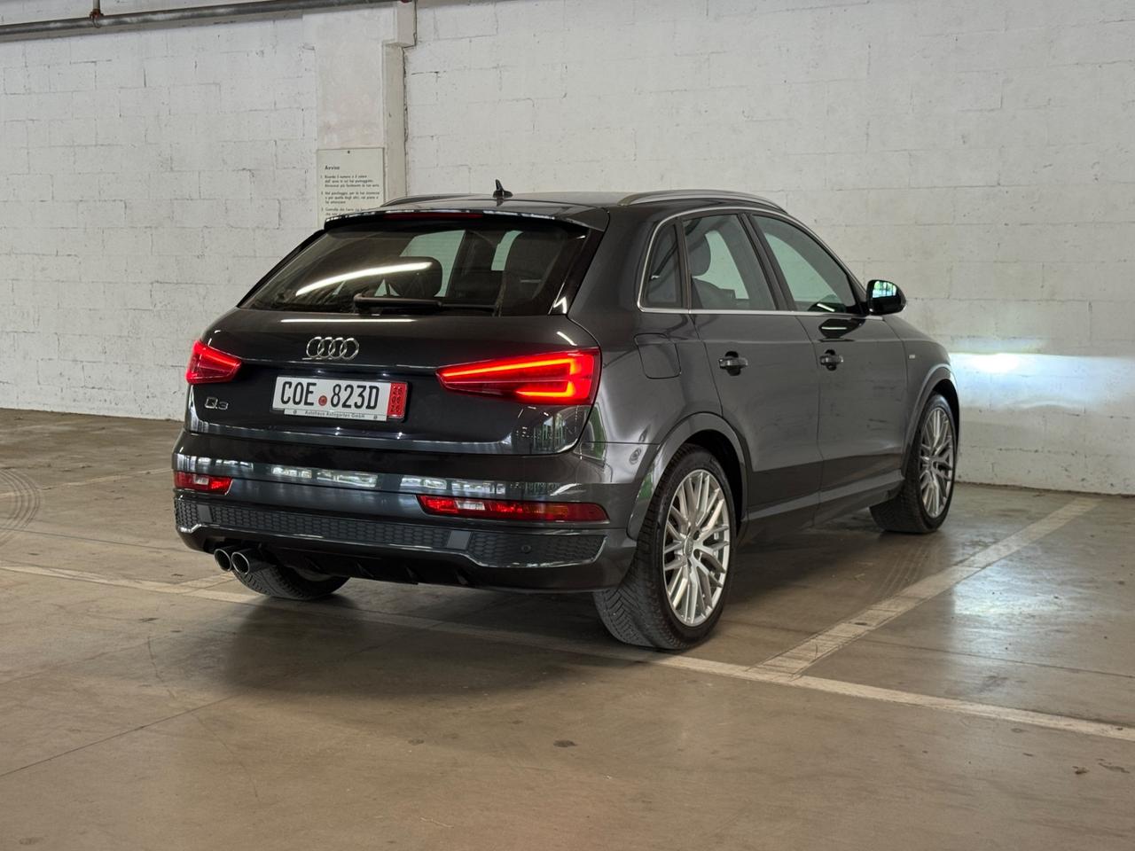 Audi Q3 2.0 TDI 150 CV S line Edition Competition