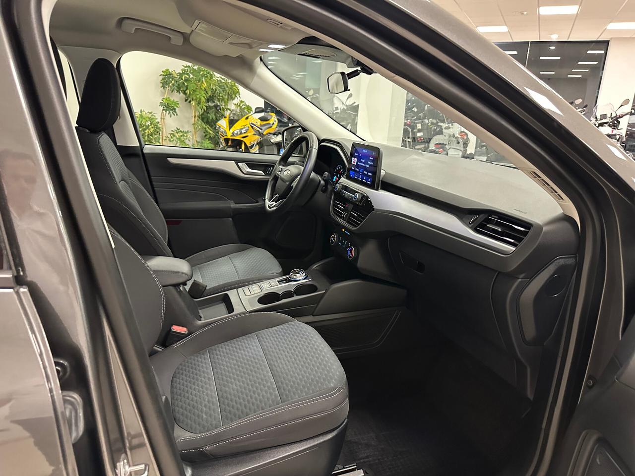 Ford Kuga 1.5 EcoBlue 120 CV aut. 2WD Connect 2021