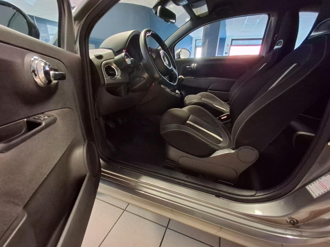 Abarth 500 1.4 Turbo T-Jet Custom