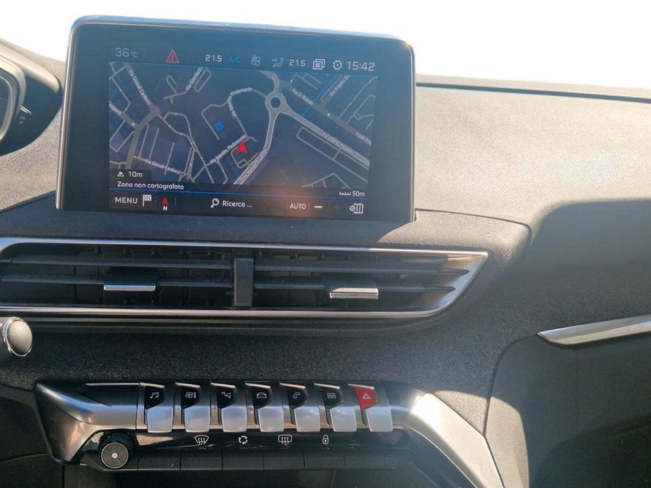 Peugeot 3008 BlueHDi 120 EAT6 S&S Allure