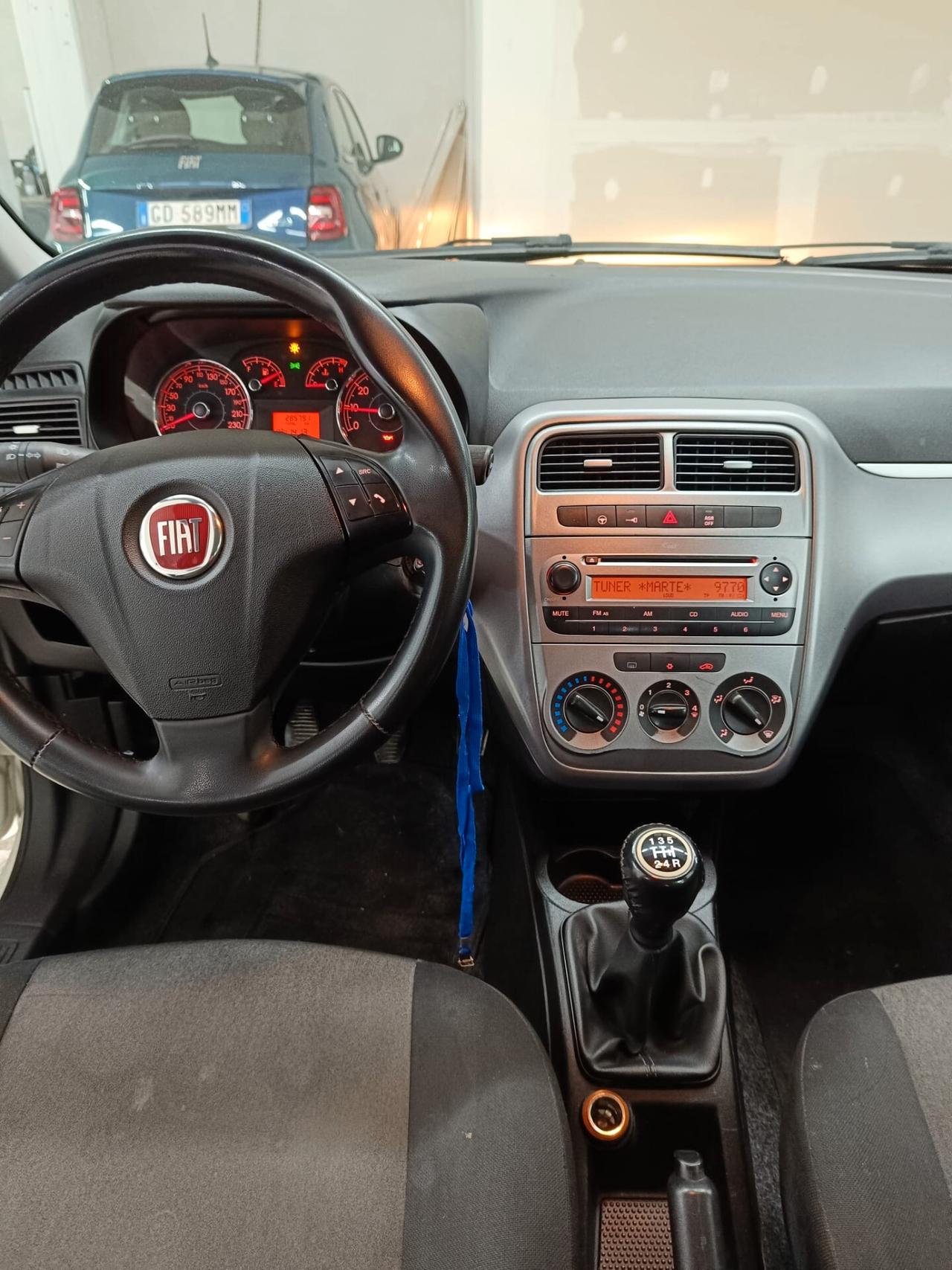 Fiat Punto 1.3 MJT II 75 CV 5 porte Lounge 2014