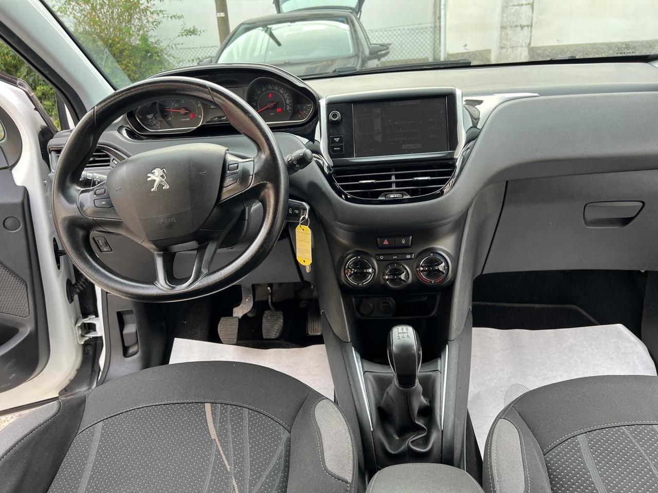 Peugeot 208 1.6 e-HDi 92 CV Stop&Start 5 porte Allure