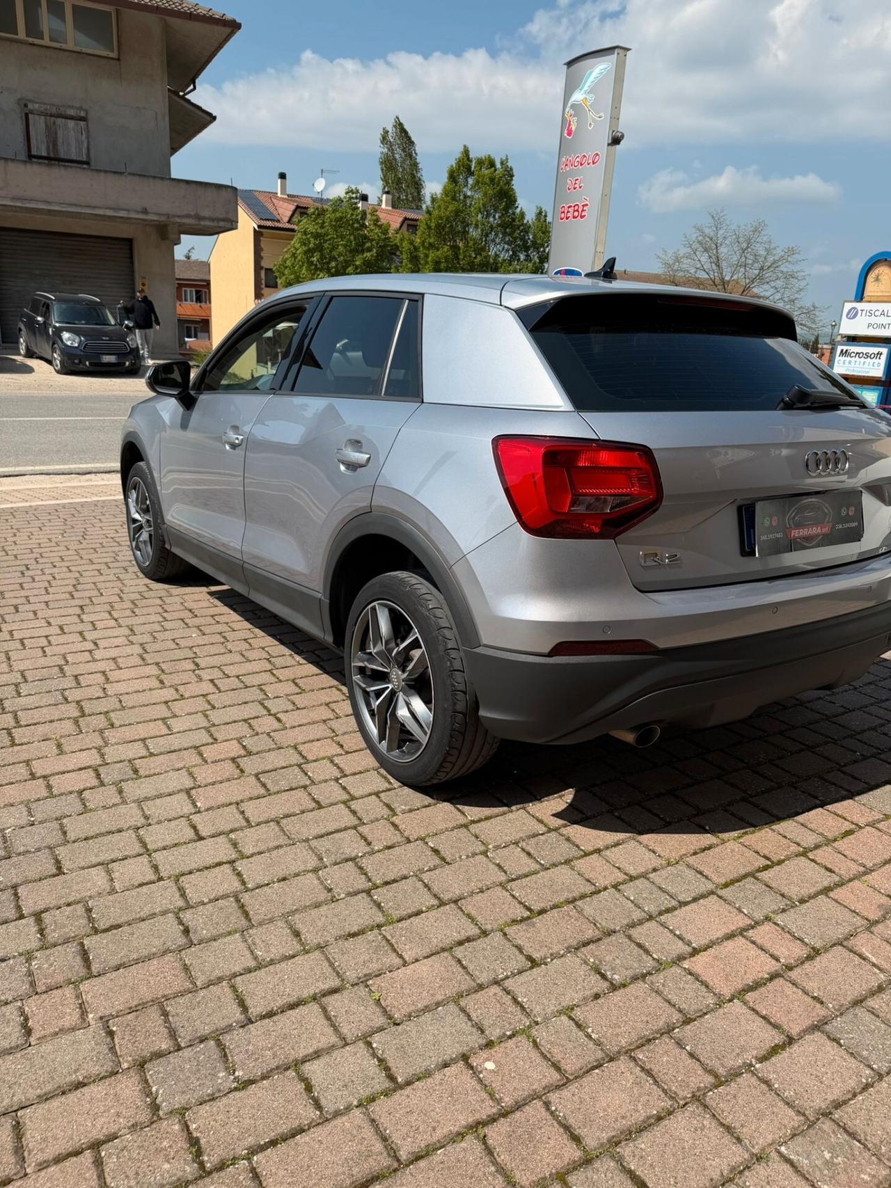 Audi Q2 30 TDI S tronic Identity Black