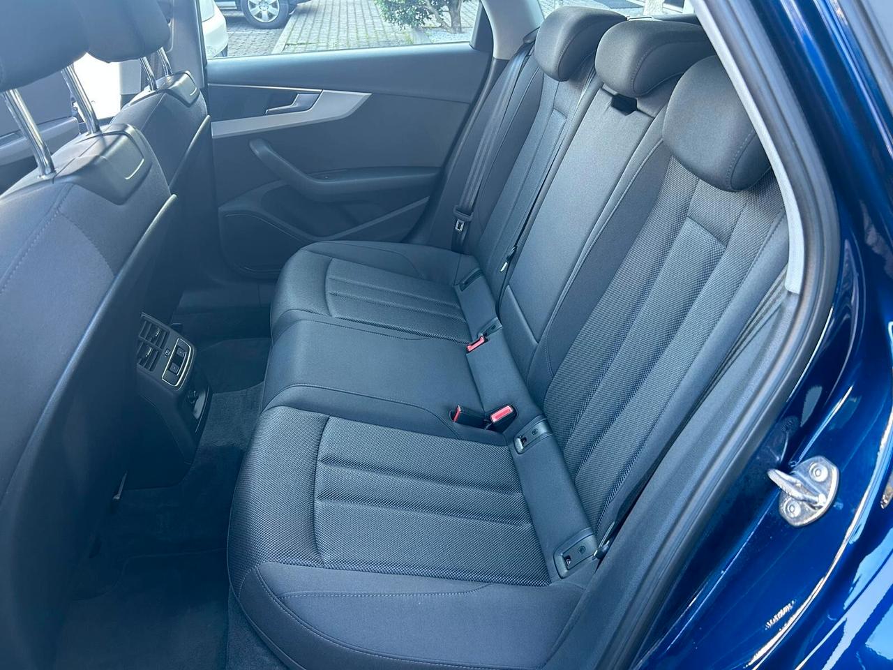 Audi A4 allroad 40 2.0 tdi quattro 190cv s tronic GRANDINATA