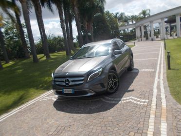 Mercedes-Benz GLA 200d Aut. *FULL OPT.* da VETRINA