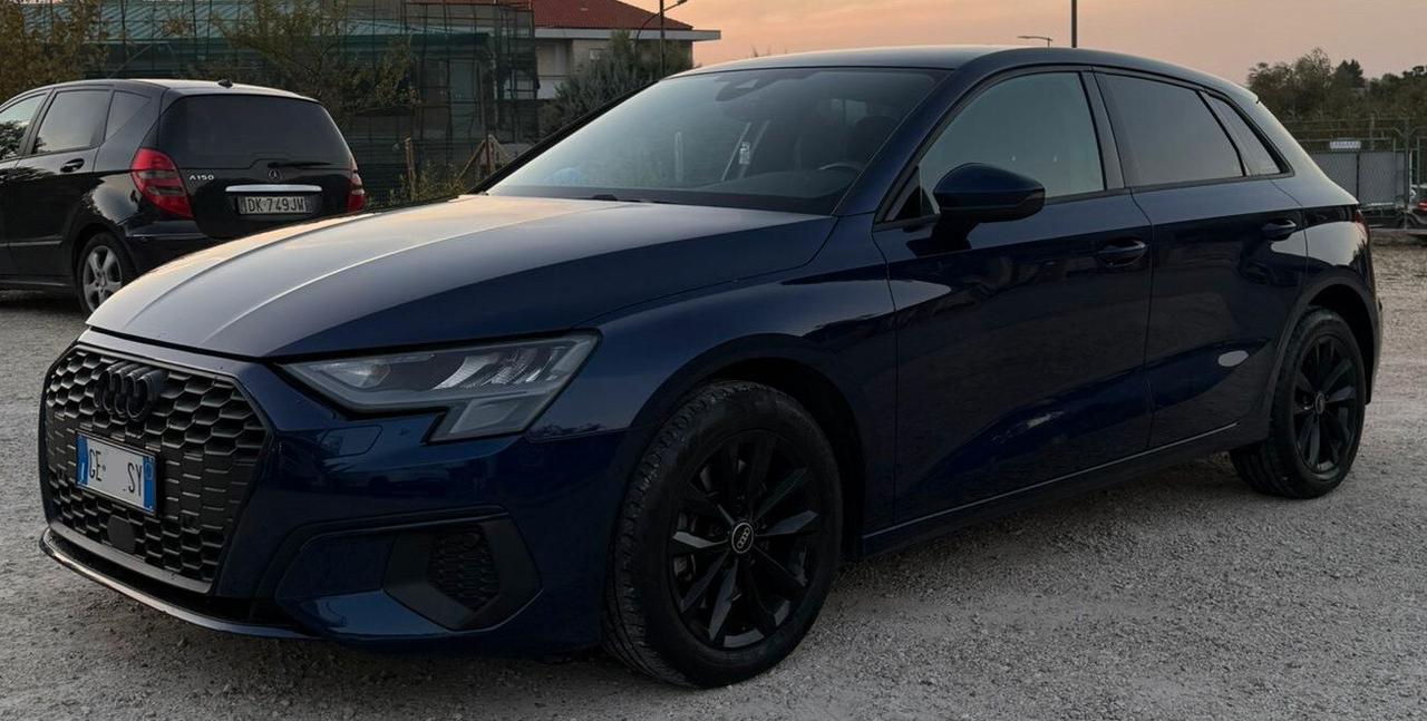 Audi A3 SPB 35 TDI S tronic BLACK