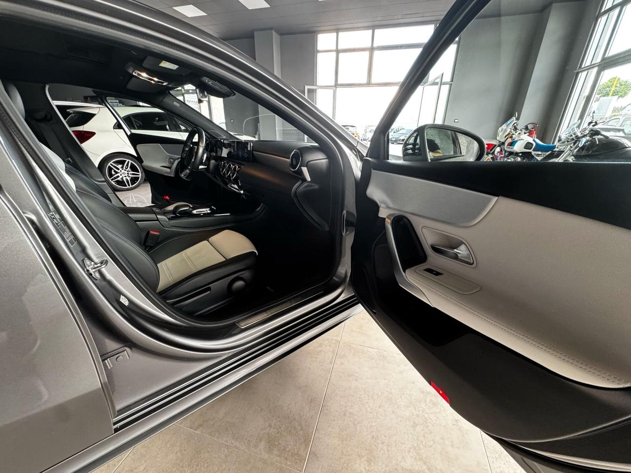 MERCEDES A 180CDI SEDAN AT8 PREMIUM TETTO APRIBILE