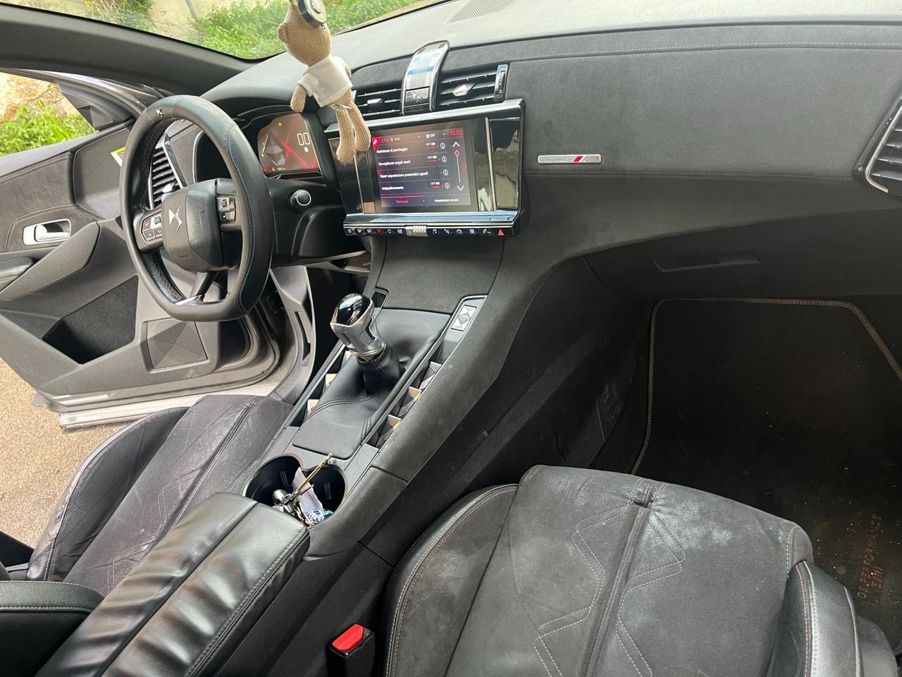 DS DS7 Crossback 1.5 bluehdi Performance Line 130cv